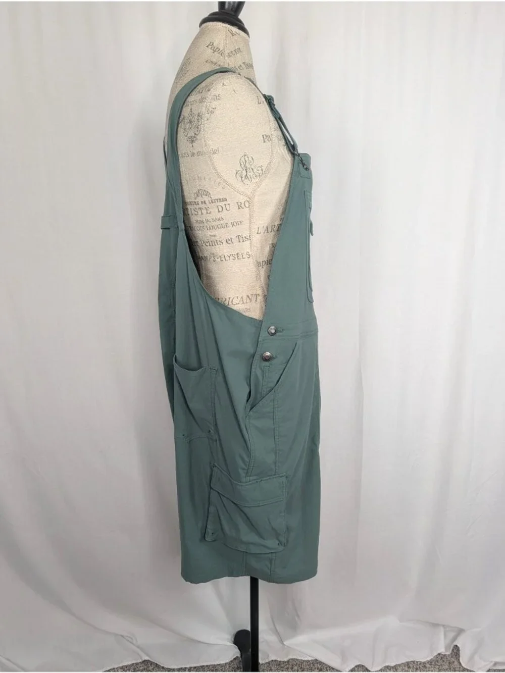 Duluth Green Gardening Overalls X Large Shorts